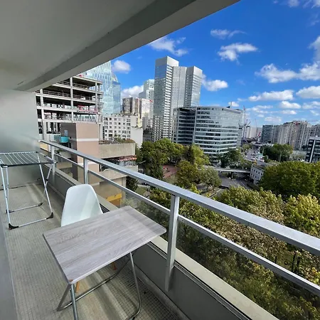 Appartement Cosy & Spacious With Eiffel Tower View Puteaux