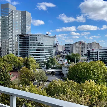 Appartement Cosy & Spacious With Eiffel Tower View Puteaux